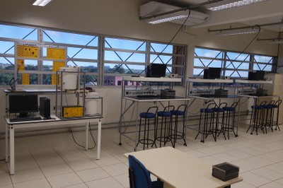 1-Laboratório de Controle e Automação